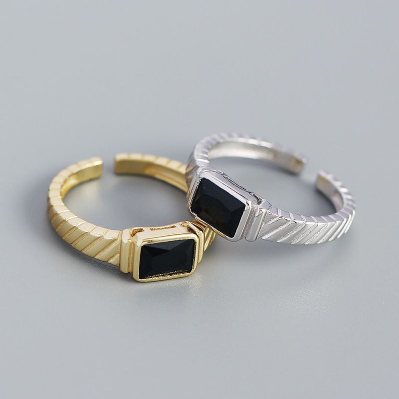 Black Agate Emerald Ring